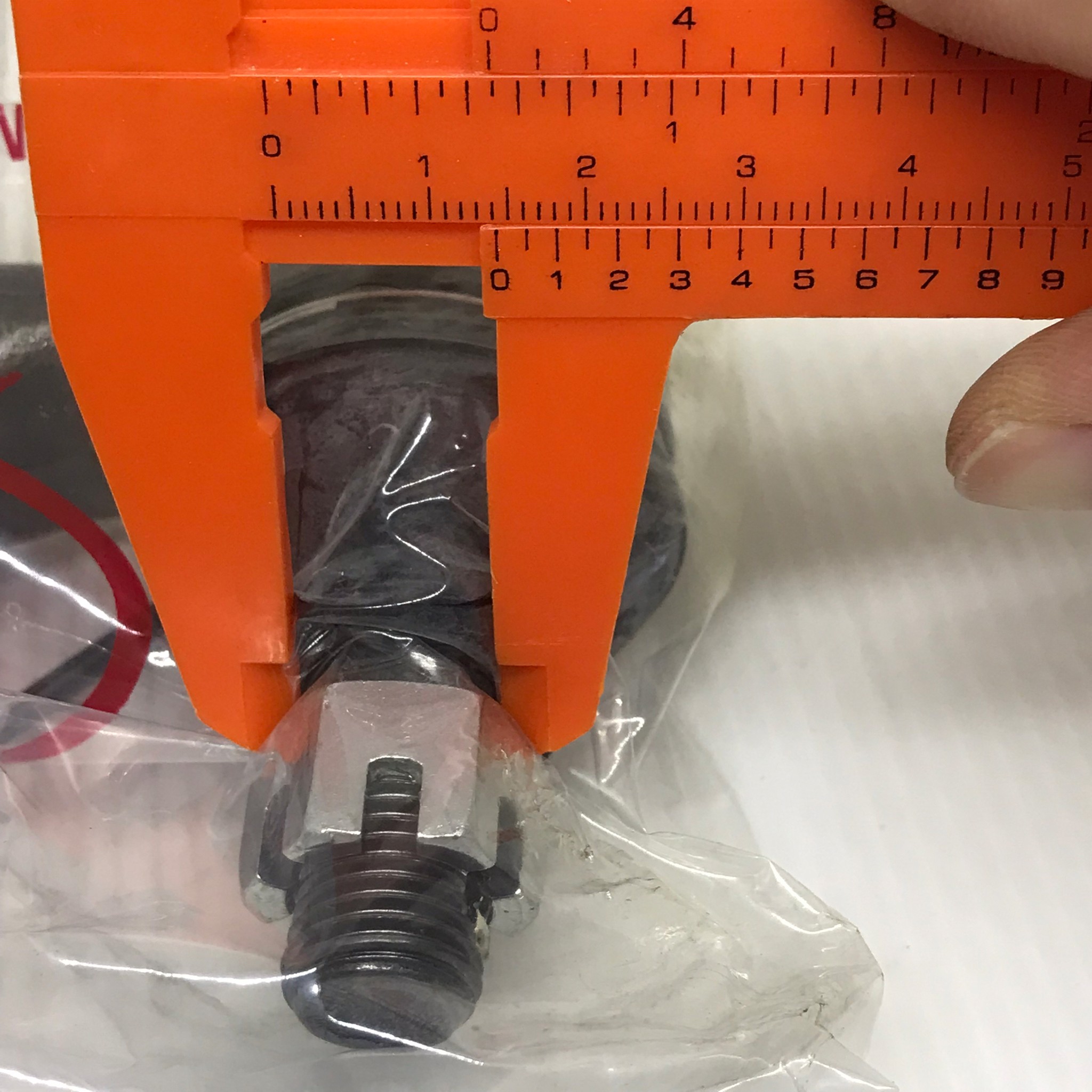 ลูกหมากคันชักสั้น TOYOTA LH112 โตโยต้า ตู้ หัวจรวด / เบอร์ SE-2871 / 45046-29215 / ยี่ห้อ 555 / Three Five (TIE ROD END) 1 คู่ (JAPAN)