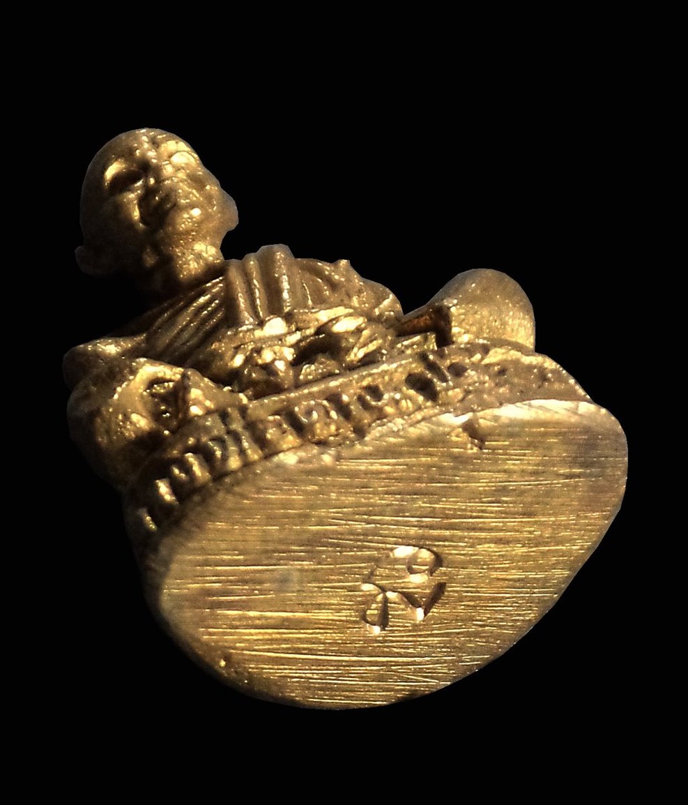 รูปหล่อหลวงพ่อคูณ วัดบ้านไร่ จ.นครราชสีมา