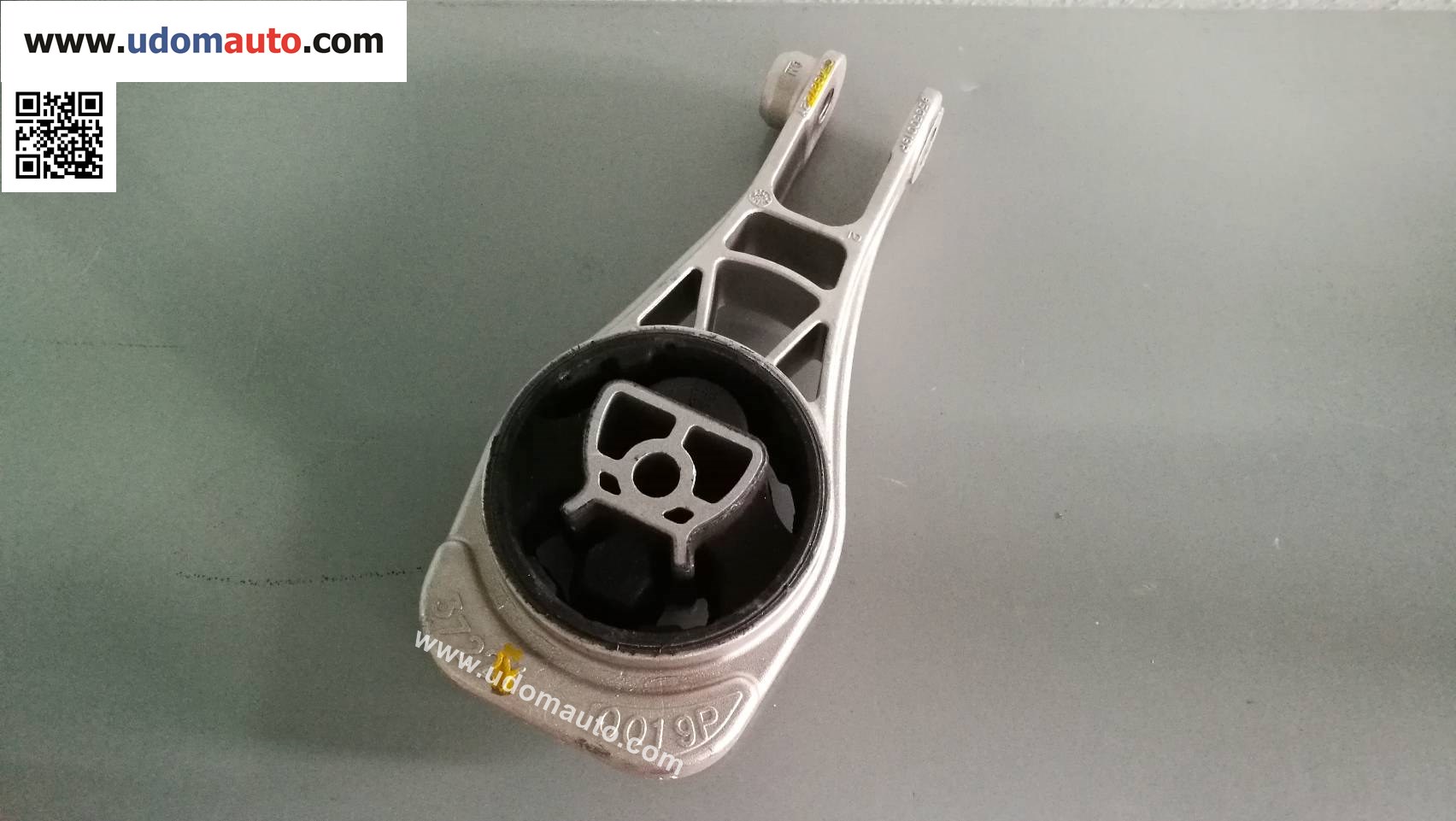 ชุดยางแท่นเครื่อง SONIC 1.4L A/T (1ชุด = 3ตัว)