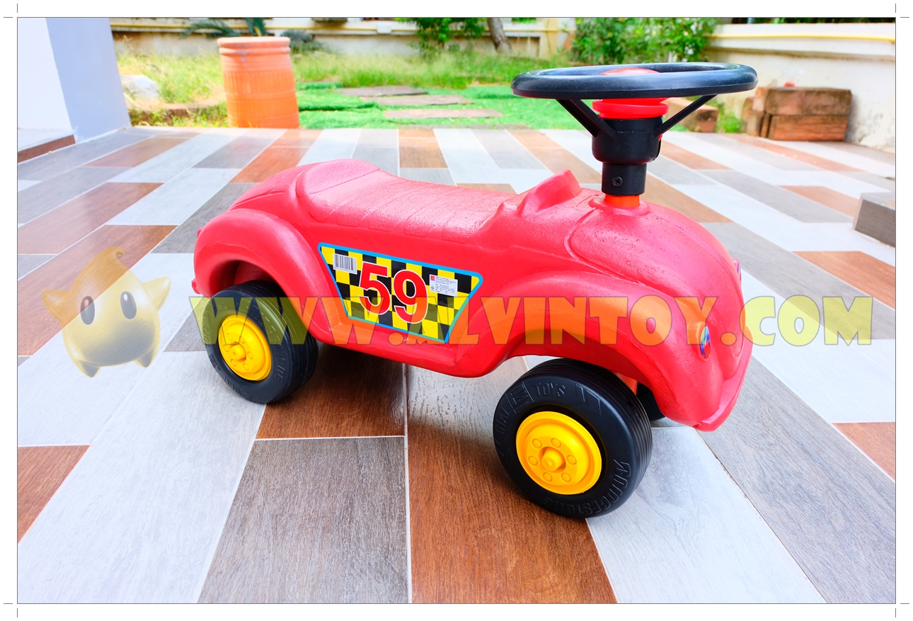 รถขาไขหน้ารถเก๋งแดง