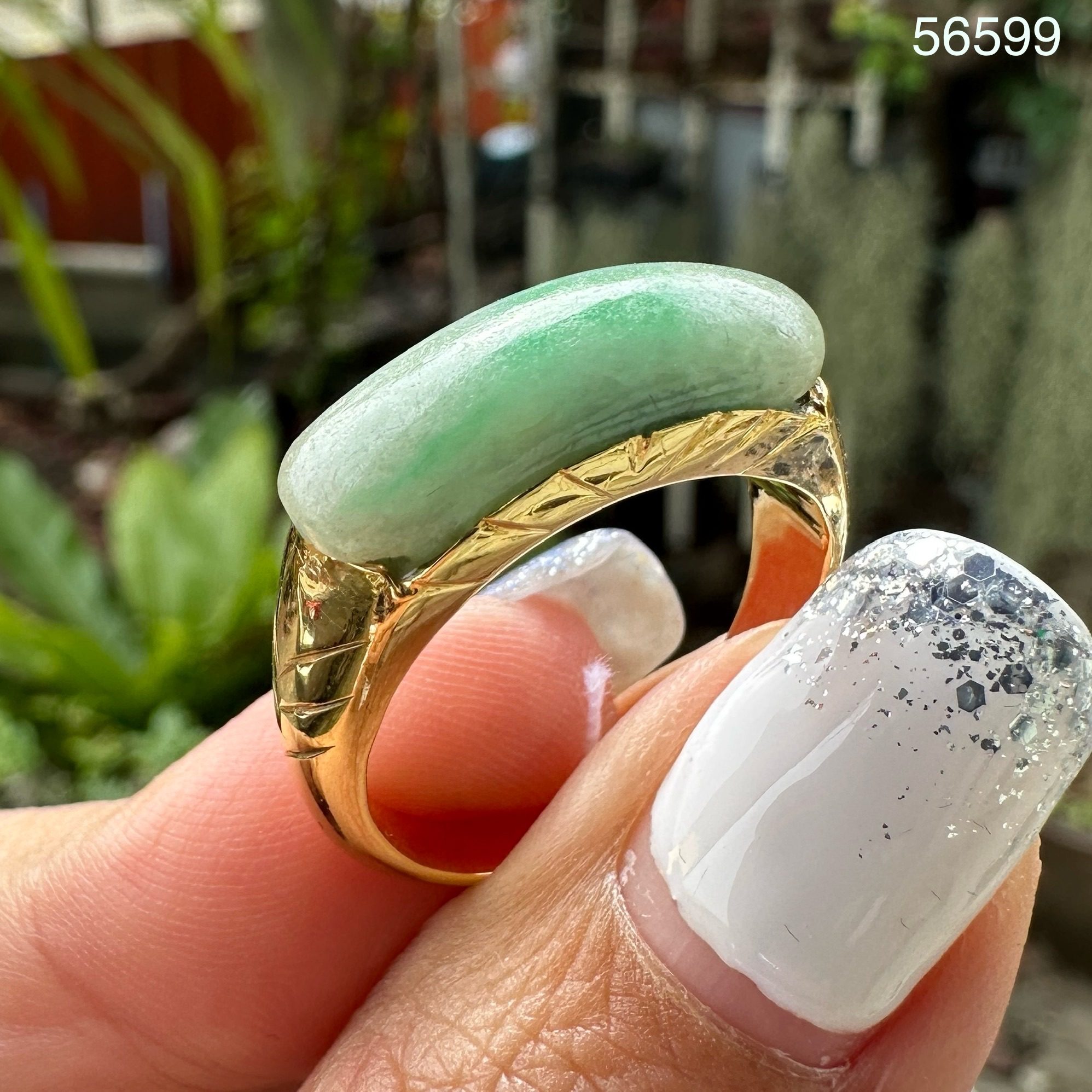 รหัส 56599 แหวน หน้าหยก อานม้า ทอง18K งานเก่า หลุดจำนำ สวยมาก นน. 5.01 g