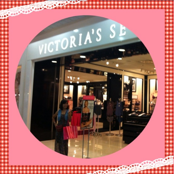 Shop Victoria's Secret อเมริกา