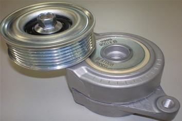 ลูกรอกสายพานหน้าเครื่อง MAZDA3 ปี04-10 (เครื่อง 1.6) /แท้ห้าง