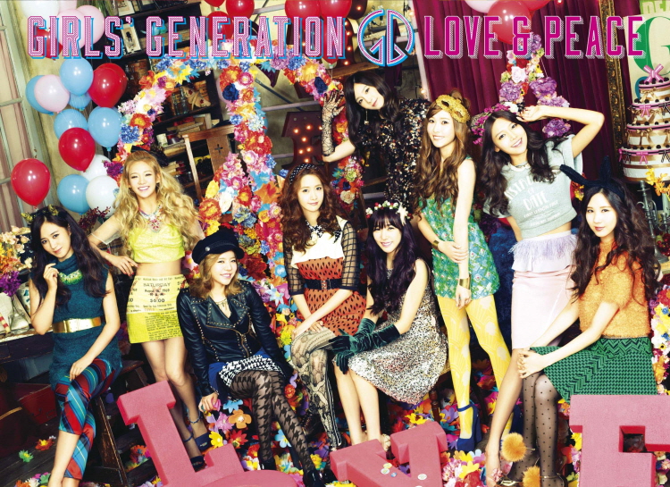 ( Pre-Order ) Girls` Generation Japan 3rd Album LOVE & PEACE ( CD+DVD )