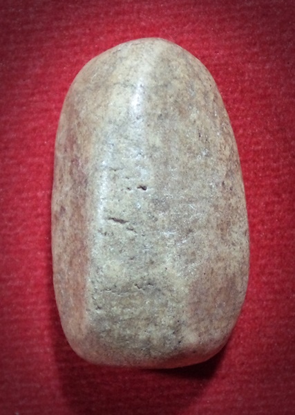 พระกรุวัดอัมพวา พิมพ์ปางซ่อนหา พระนาคปรกเหนือพระพุทธ