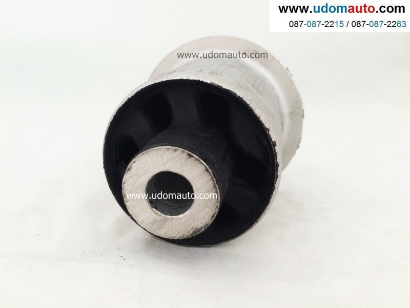 บู๊ชคานล้อหลัง VW PASSAT / 8D0501541D