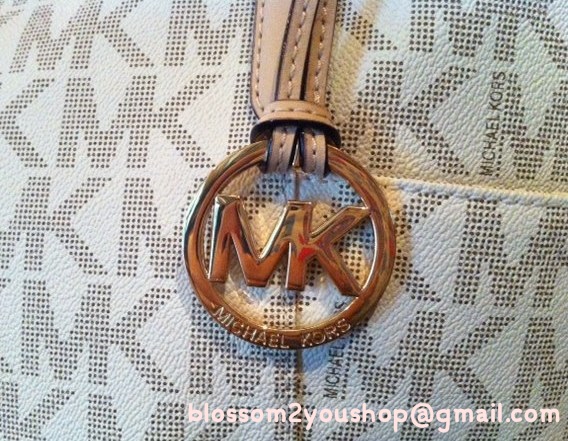 กระเป๋า Michael Kors ใหม่แท้ 100% จากอเมริกา (ยินดีรับบัตรเครดิตค่ะ)