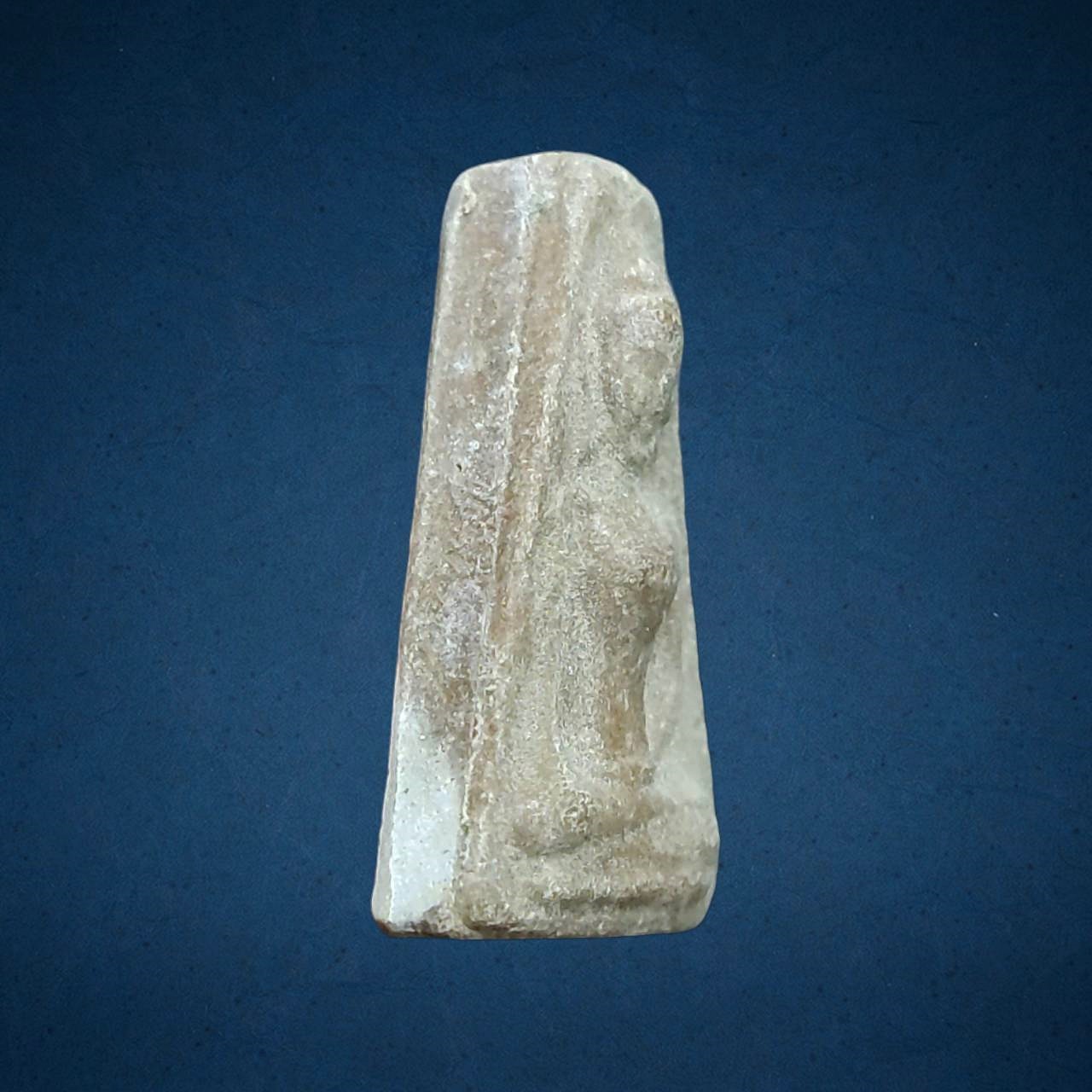 พระผงสุพรรณ เนื้อผงน้ำมัน หลวงพ่อกวย วัดโฆสิตาราม ชัยนาท ปี 2515