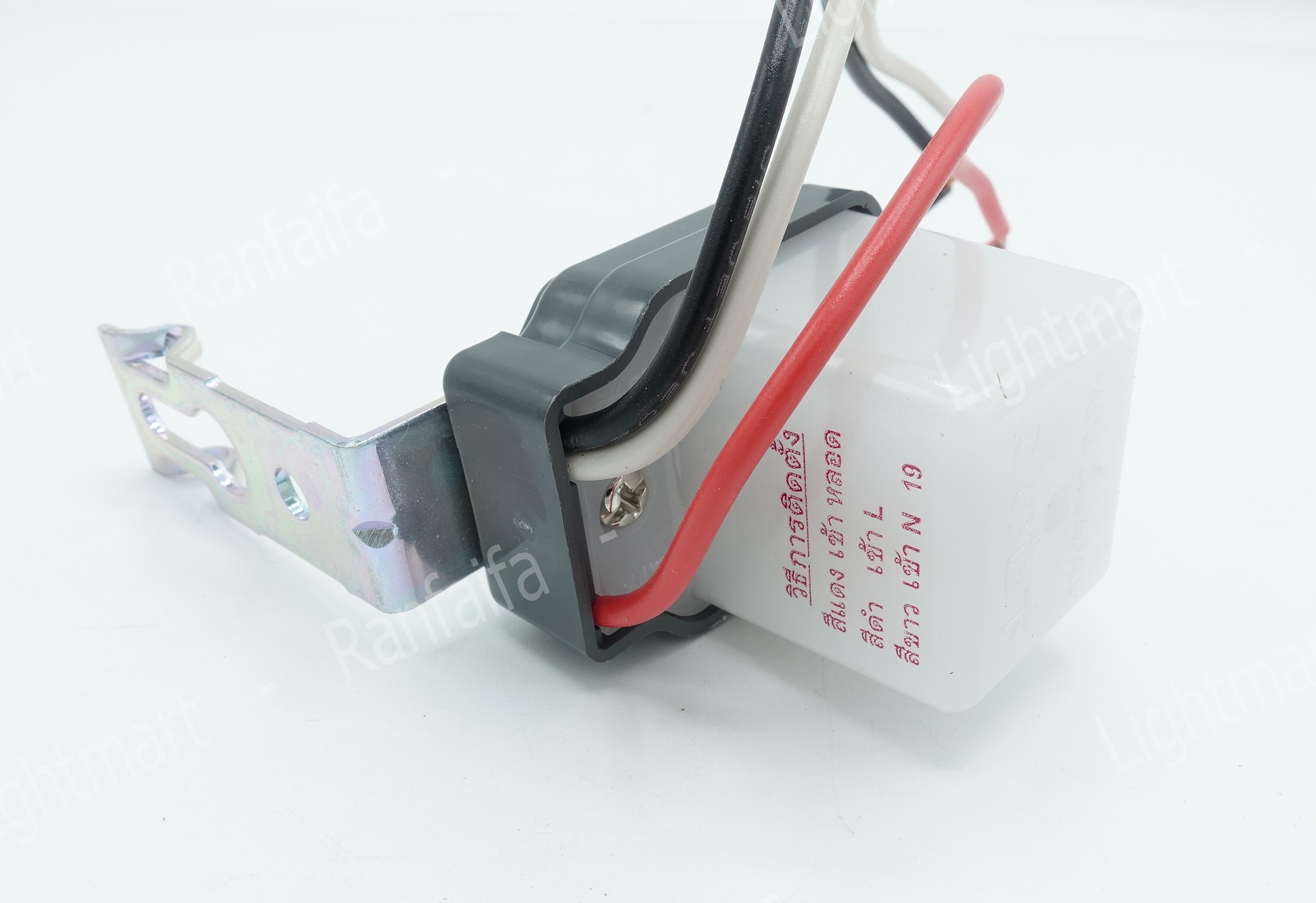 สวิทซ์แสงแดด 3A Selcon