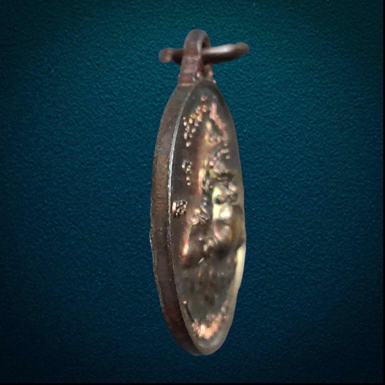 เหรียญราหู แก้ปีชง รุ่นแรก หลังหลวงพ่อโสธร วัดสมานรัตนาราม จ.ฉะเชิงเทรา