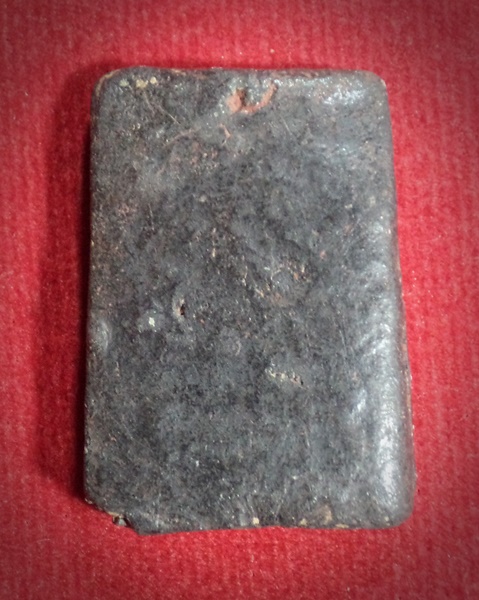 พระสมเด็จปรกโพธิ์เนื้อผงชานหมาก หลวงพ่อเที่ยง วัดม่วงชุม จ.กาญจนบุรี ยุคเก่า