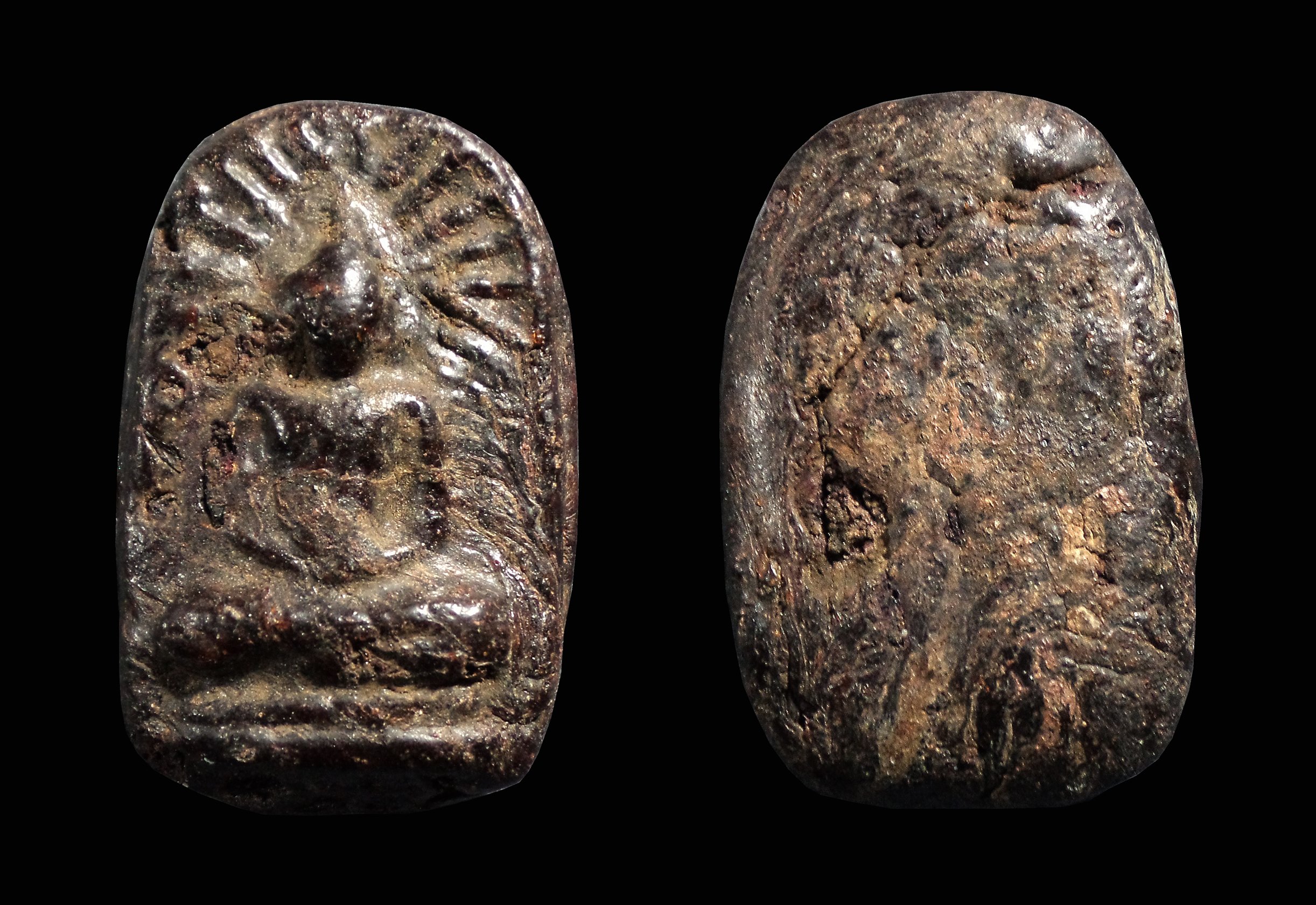 พระพุทธรัศมี เนื้อครั่ง หลวงพ่อทองศุข วัดโตนดหลวง จ.เพชรบุรี