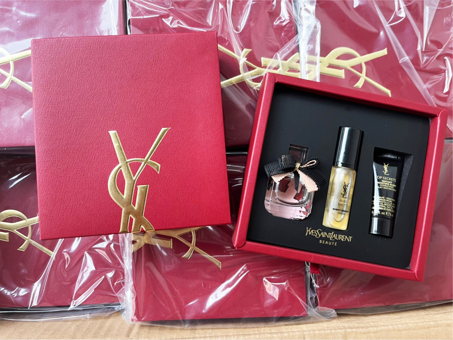 Yves Saint Laurent Mon Paris Lumiere Gift Set 3 pcs.