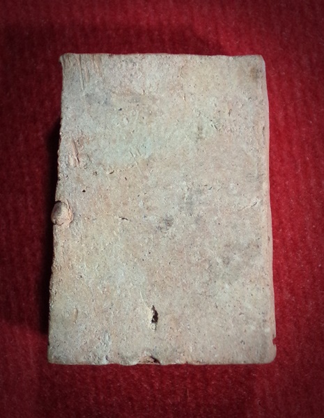 พระพิมพ์ปรกโพธิ์ เนื้อดิน แท้ไม่ทราบเกจิ