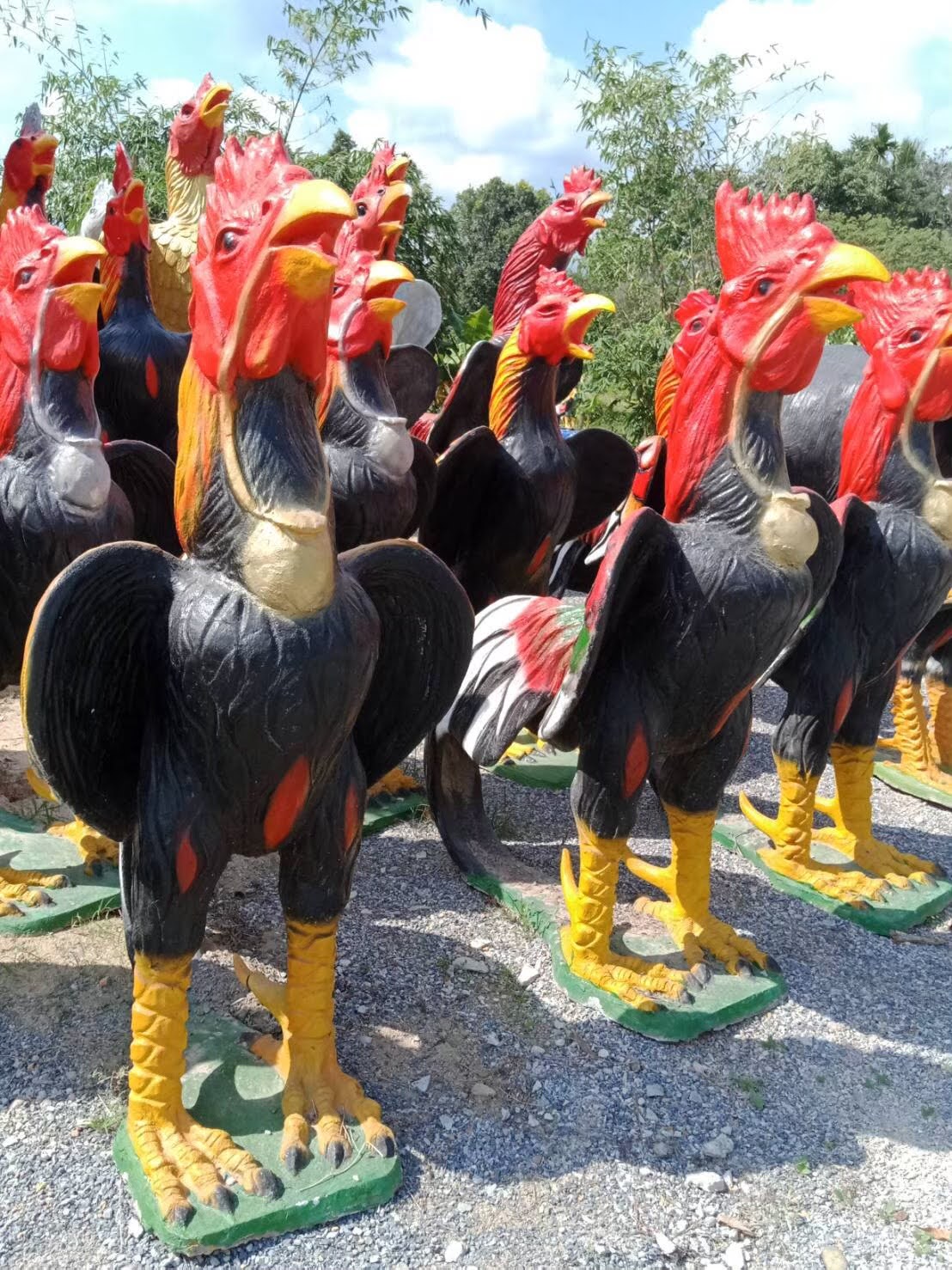 ไก่ปูนปั้นแก้บน-ถวายขอพรตาไข่วัดเจดีย์ ขนาด2 เมตร