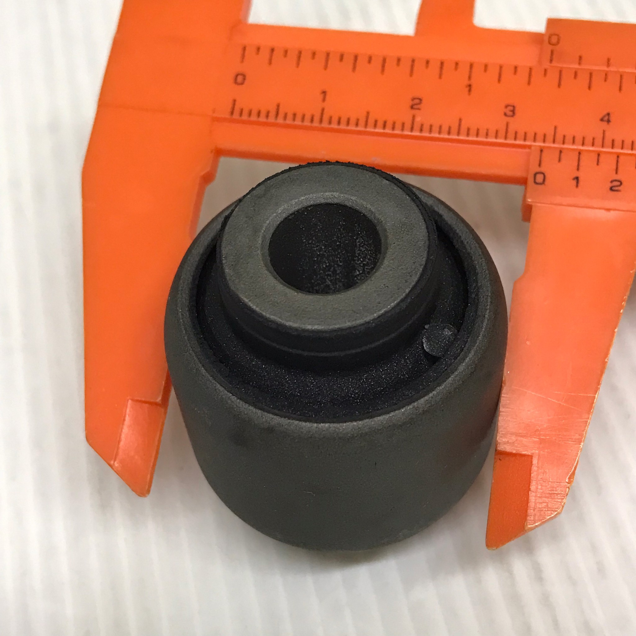 (1ตัว) บู๊ชปีกนก HONDA ตัวล่าง ตัวเล็ก Civic EK ปี 1996-2000 / CRV ปี 1997 ตัว ล่าง ฮอนด้า ซีวิค ซีอาร์วี / LOWER / SMALL ARM BUSHING ยี่ห้อ RBI เบอร์ 51360-S04-G00S / O24296WLS