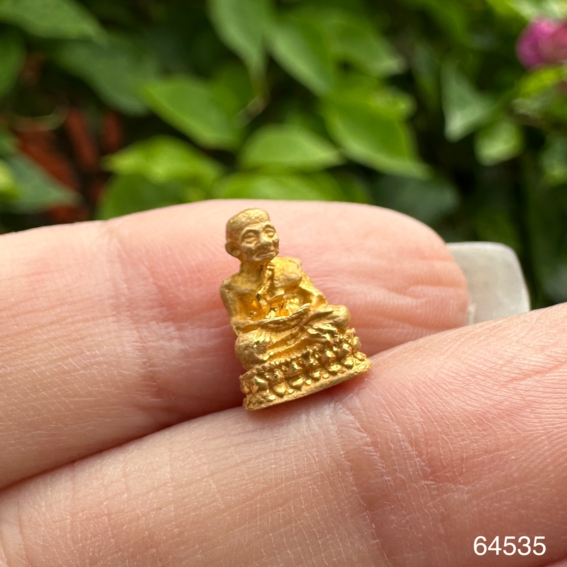 รหัส 64535 หลวงปู่ทวด เนื้อทองคำ78% ลอยองค์ นน. 2.59 g