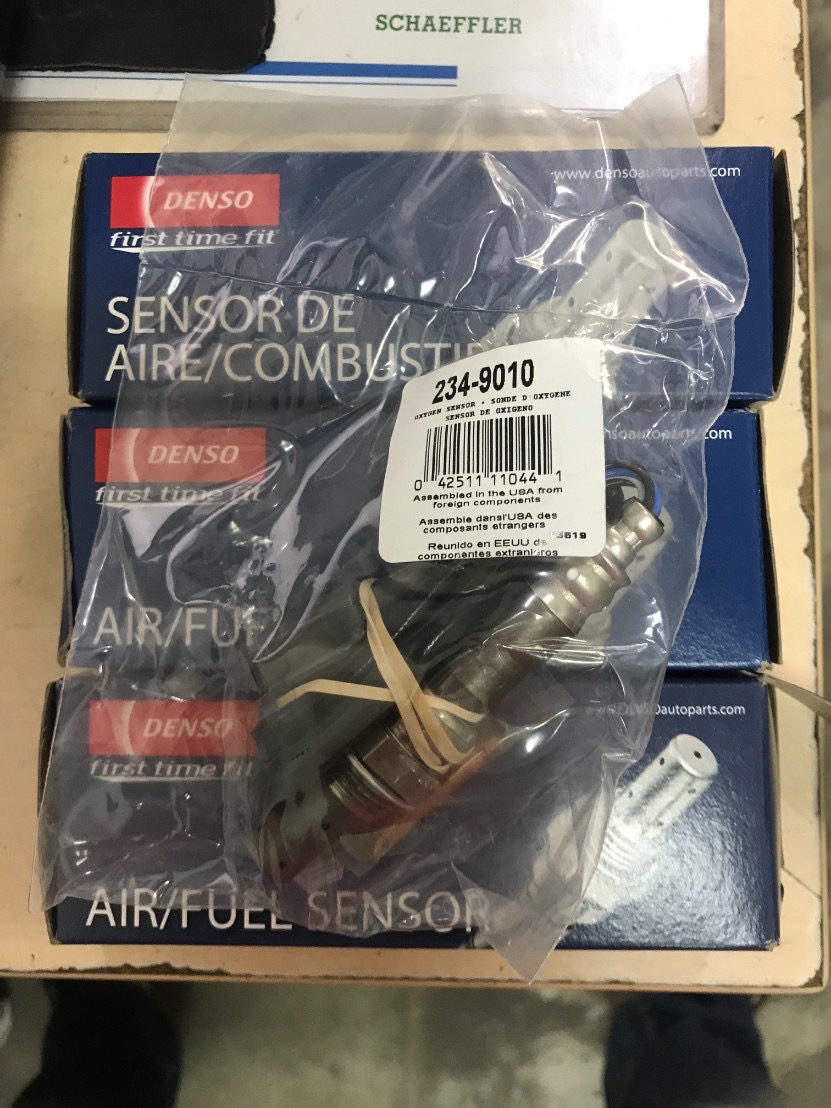 DENSO เซนเซอร์ท่อไอเสีย อ๊อกซิเจนเซ็นเซอร์ TOYOTA CAMRY ACV30, WISH วิช เครื่อง1AZ, 2AZ (1ตัว) / 234-9010 (89467-33040)
