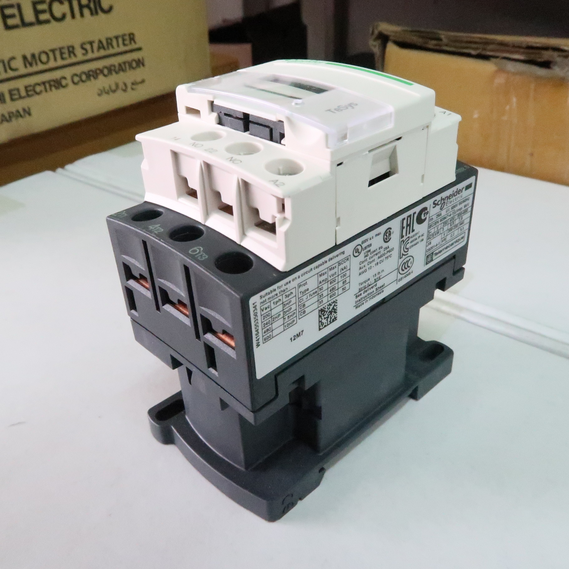 Magnetic Contactors LC1-D12M7 Coil 220V "Schneider"