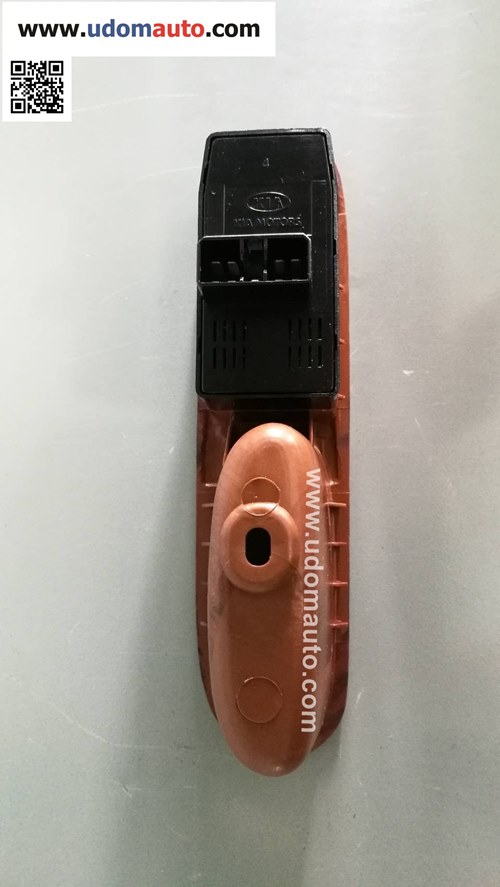 สวิทซ์กระจกประตู (ฝั่งคนขับ) CARNIVAL (ลายไม้)