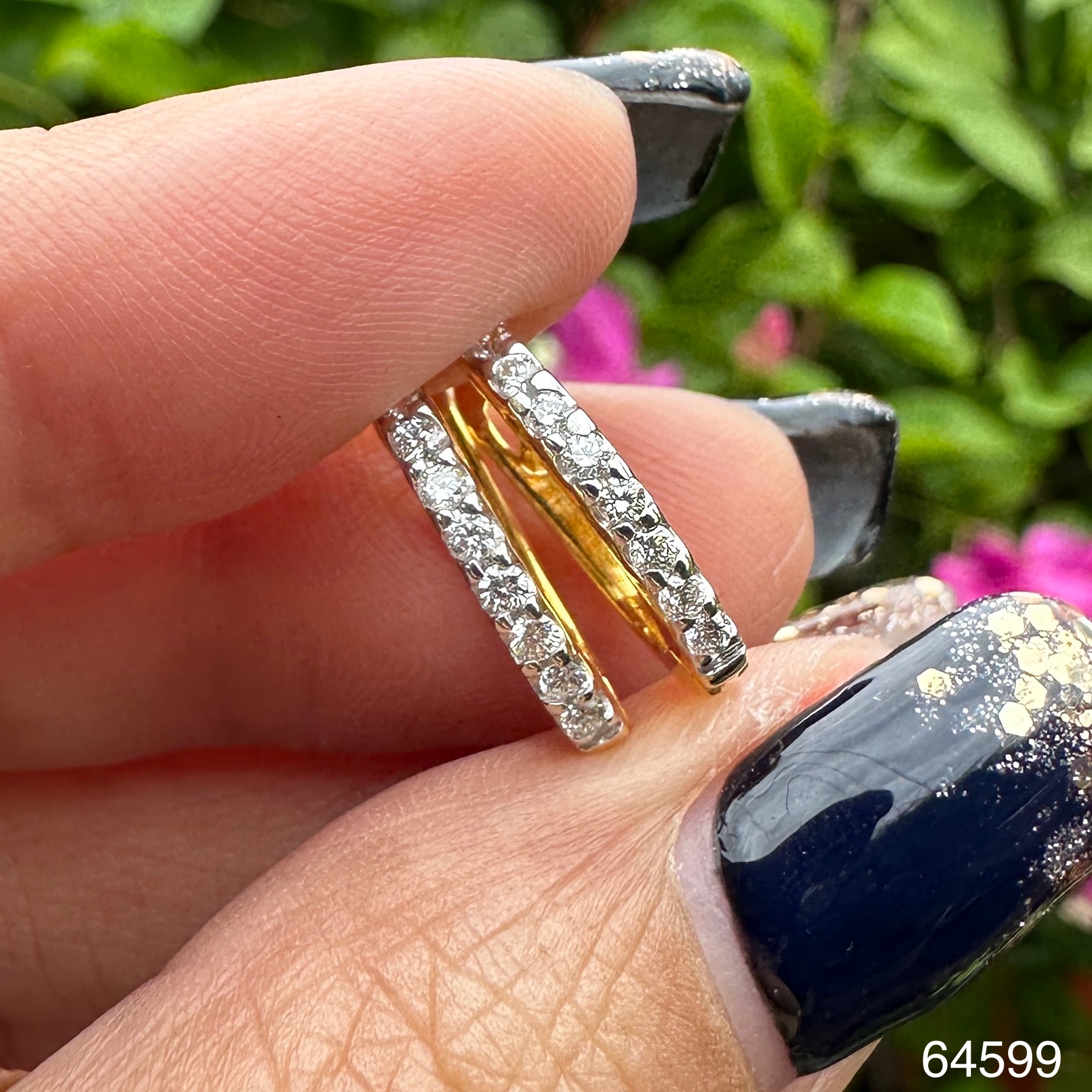 รหัส 64599 ต่างหู ห่วงเพชรแถว เพชร 16 เม็ด 0.30 กะรัต ทอง90 นน. 3.15 g