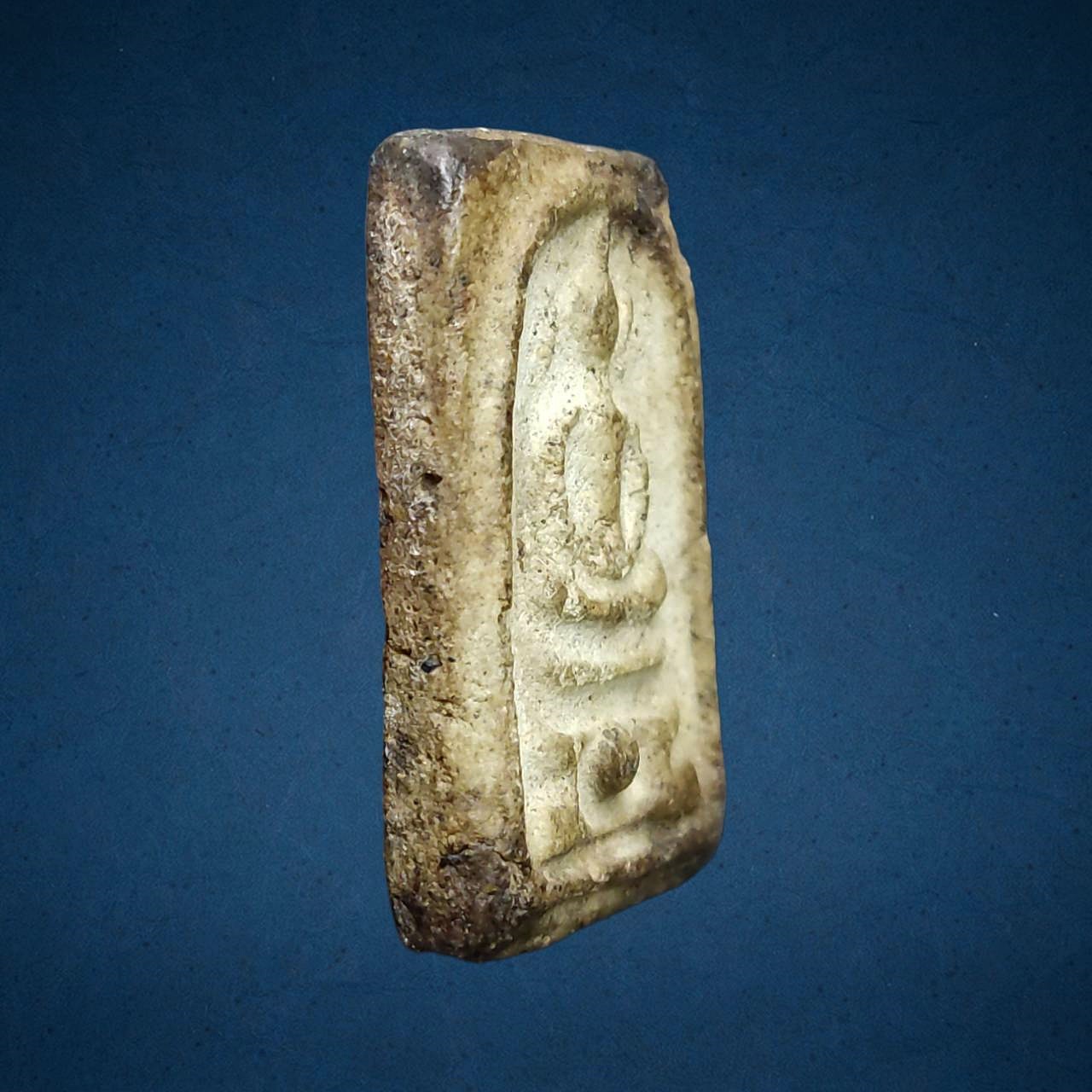 พระสมเด็จพิมพ์ฐานผ้าทิพย์ เก่าไม่ทราบที่