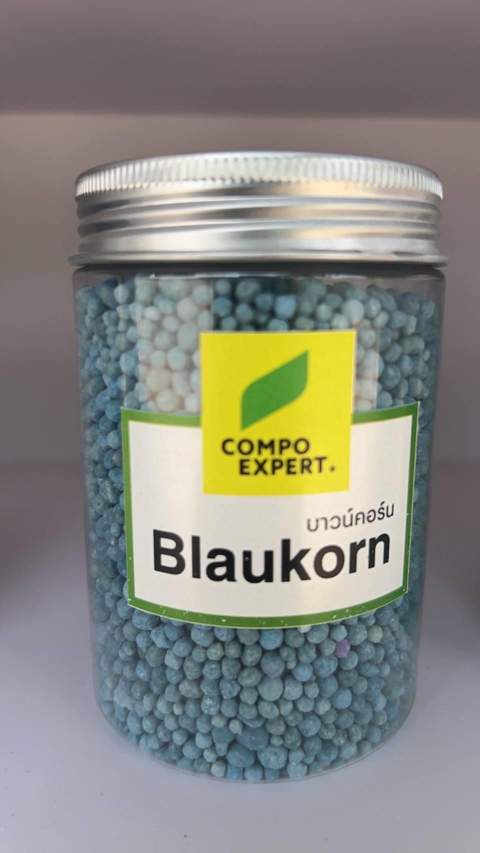 ปุ๋ยเม็ดเยอรมัน เกรดพรีเมี่ยม (ใช้ทางดิน) Blaukorn 20-10-10 บาวน์คอร์น ลูตรบำรุงต้นใบ (Compo Expert) บรรจุ 25 กิโลกรัม