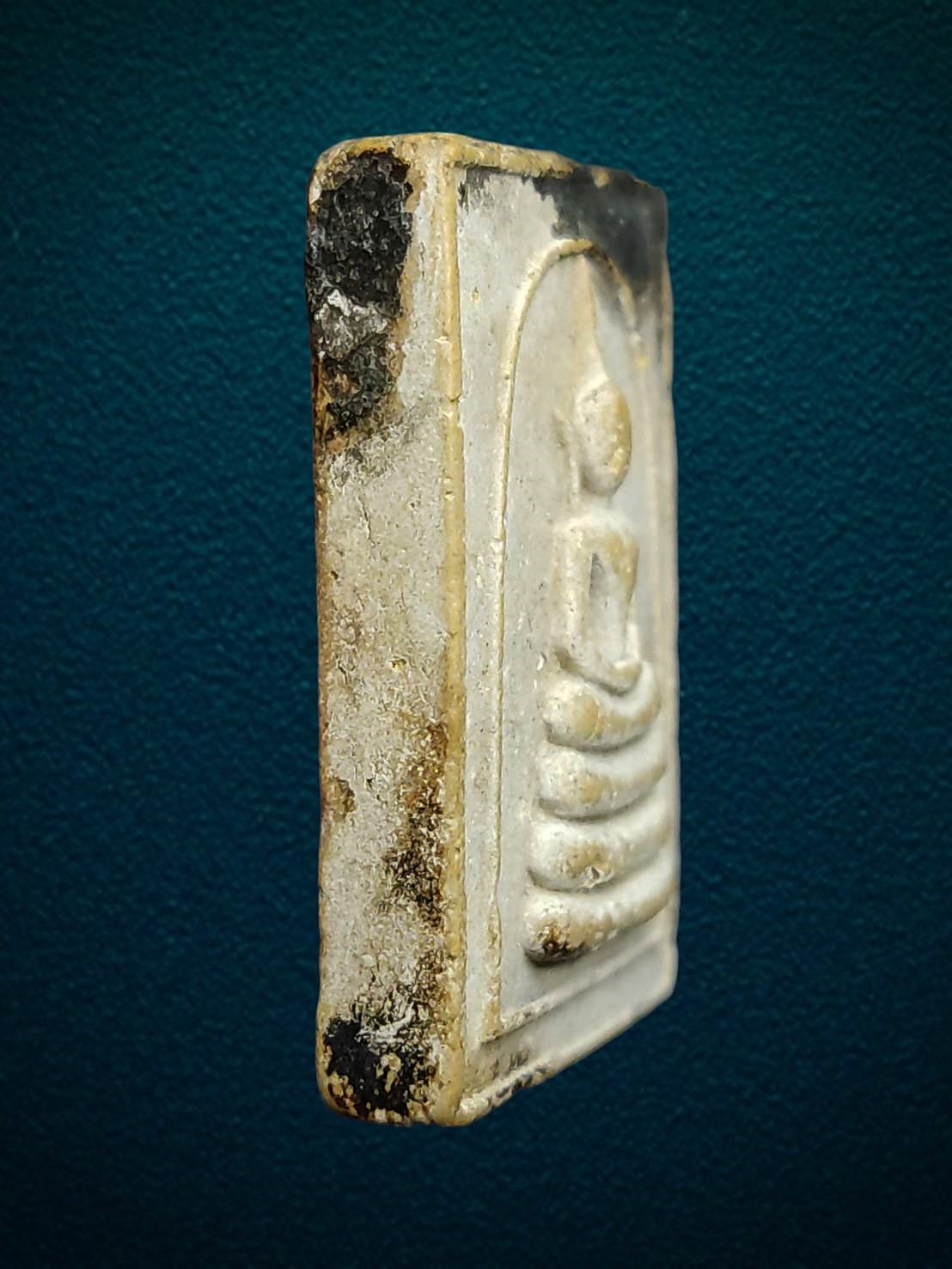 พระสมเด็จหลวงพ่อหิน วัดคลองมะไฟ จ.ปราจีนบุรี