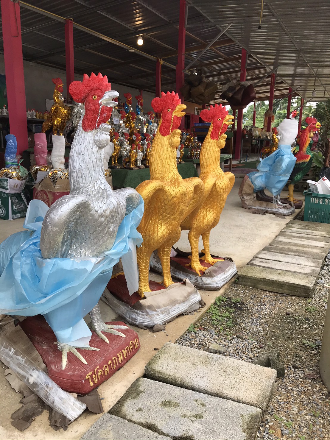 ไก่ปูนปั้น ขนาด 1เมตร