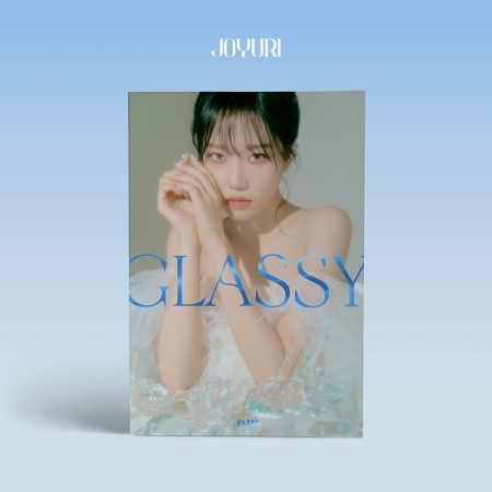 ( Pre-Order ) Jo Yuri 1st Single Album GLASSY + Poster วางจำหน่าย 8 / 10 / 2021