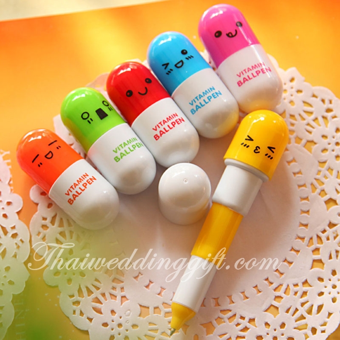 ปากกาแคปซูล แพ็คถุงแก้วใส ผูกโบว์พร้อมป้ายชื่อ
