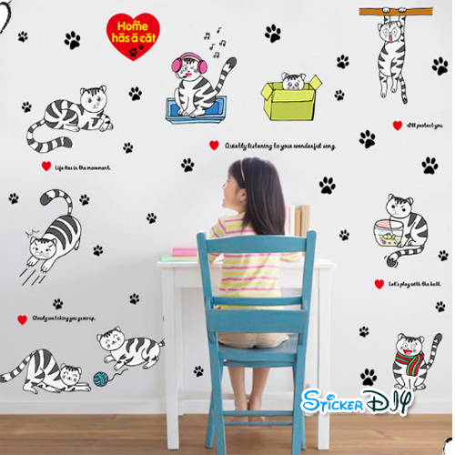 Transparent wall sticker สติ๊กเกอร์ติดผนัง Home has a cat (กว้าง75cm.xสูง111cm.)