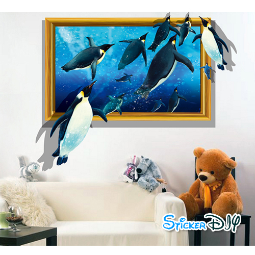 Transparent wall sticker สติ๊กเกอร์ติดผนัง 3D หน้าต่างโลกใต้น้ำของเพนกวิน (กว้าง80cm.xสูง64cm.)