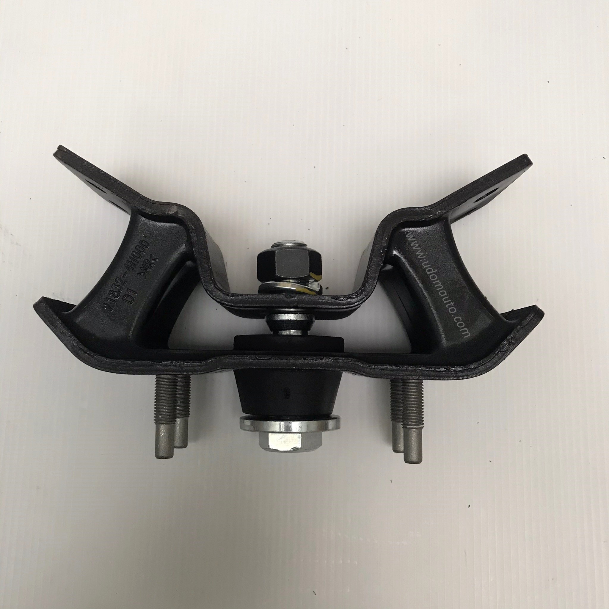 ชุดเปลี่ยนยางแท่นเครื่อง+แท่นเกียร์ HYUNDAI H1, Grand Starex เกียร์ธรรมดา (ชุด = 3ชิ้น)