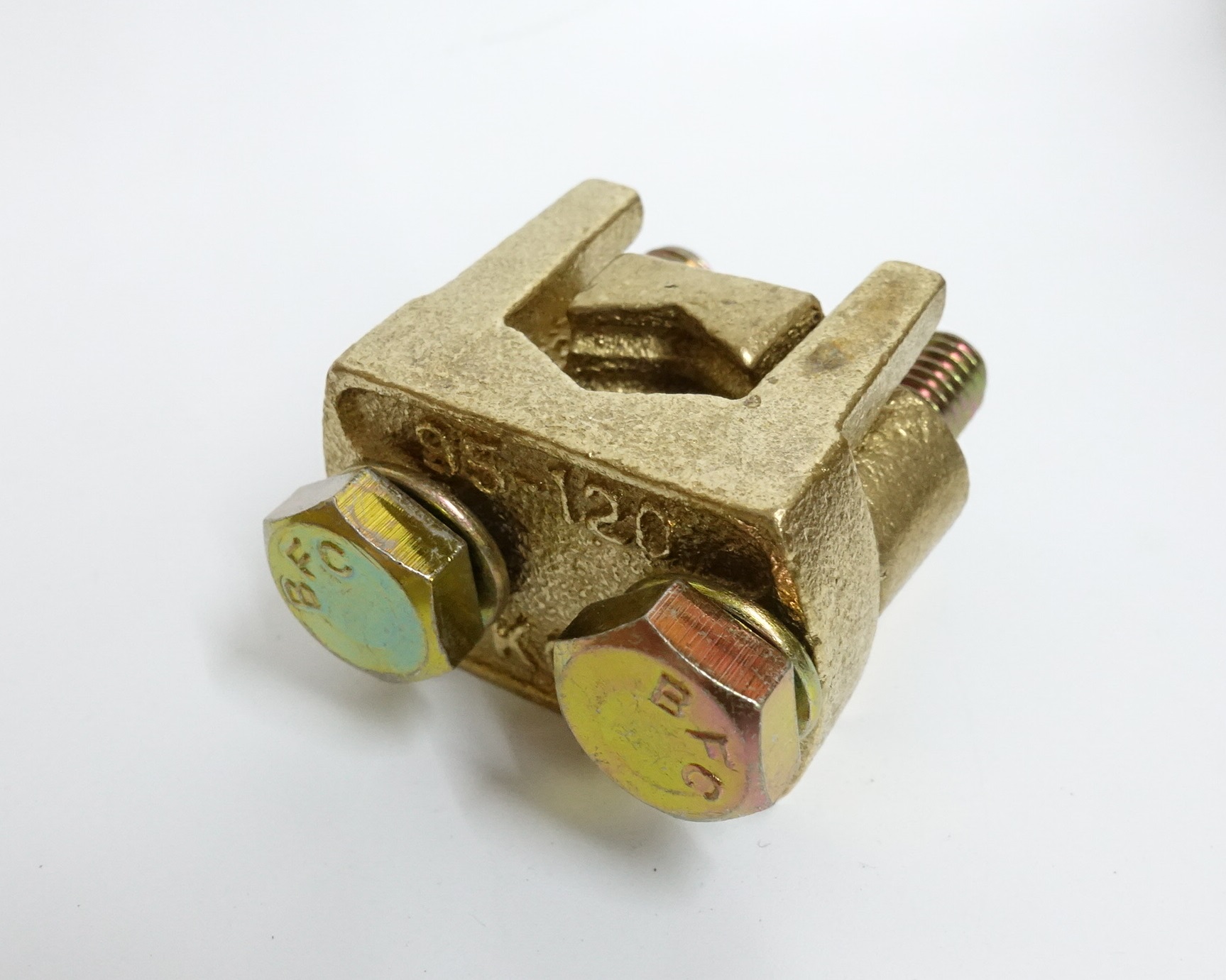 ยูแคล้มทองเหลืองต่อสายไฟ