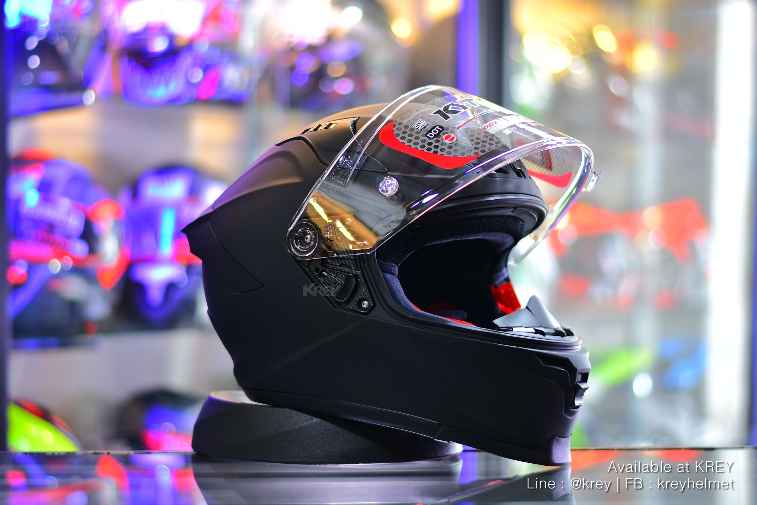 KYT model STRIKER PLAIN MATT BLACK