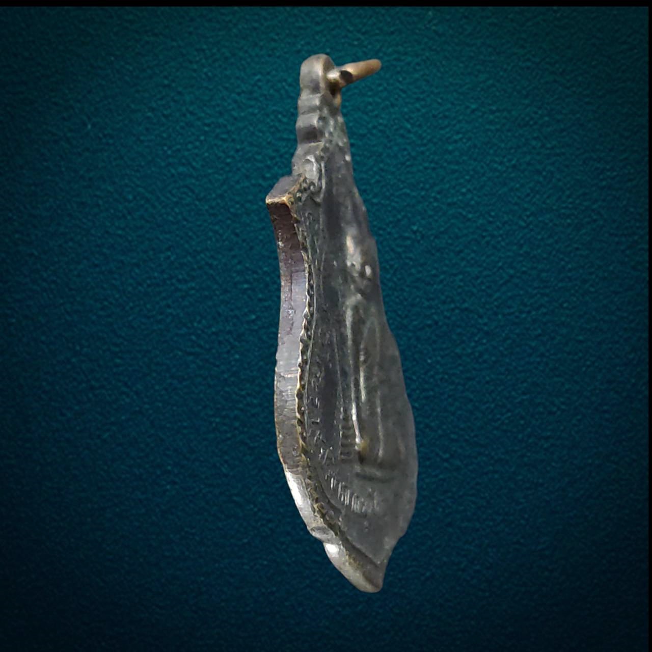 เหรียญหลวงพ่อบุญหลาย วัดสระเกษ จ.อำนาจเจริญ