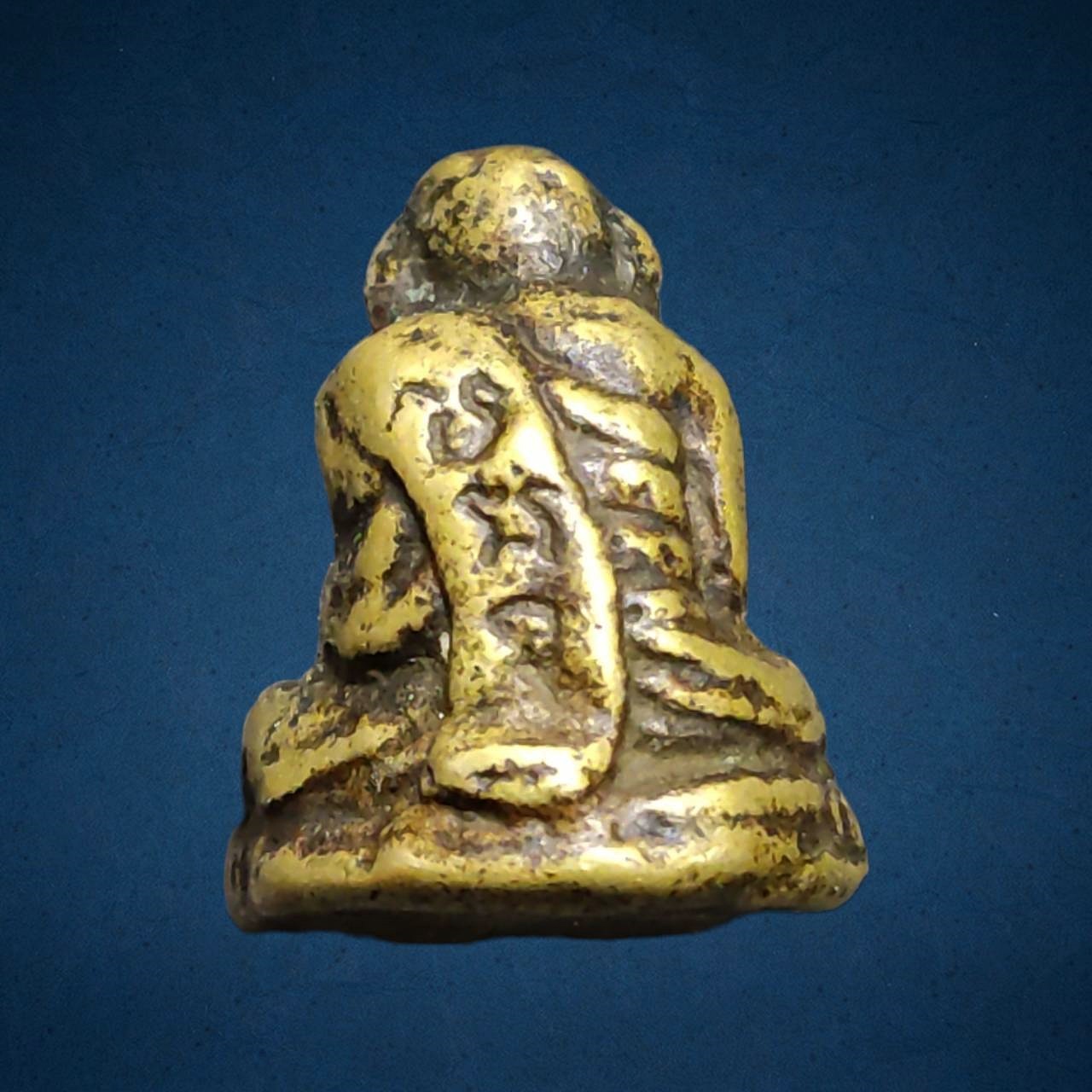 รูปหล่อ หลวงพ่อเขียน วัดสำนักขุนเณร พิจิตร รุ่นกำนันเถาว์สร้างศาลา ปี2499 เบ้าแตก (ค่อมใหญ่)