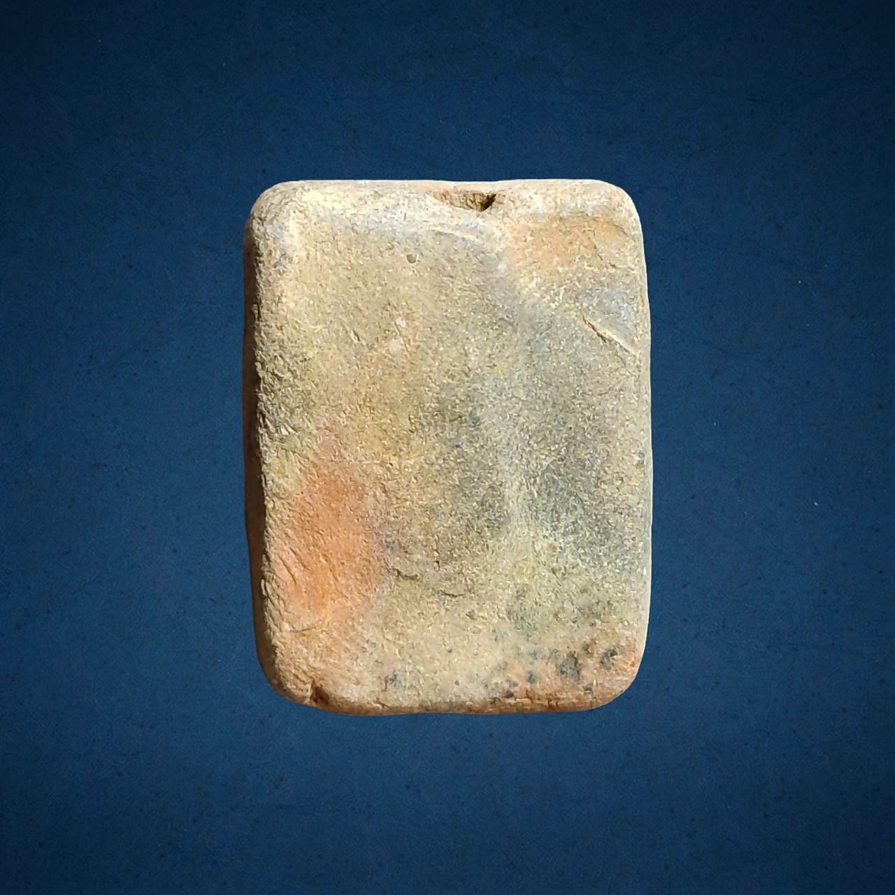 พระพุทธเจ้าประทับหนุมาน หลวงพ่อมุ่ย วัดดอนไร่ จ.สุพรรณบุรี ปี 2508 เนื้อดิน