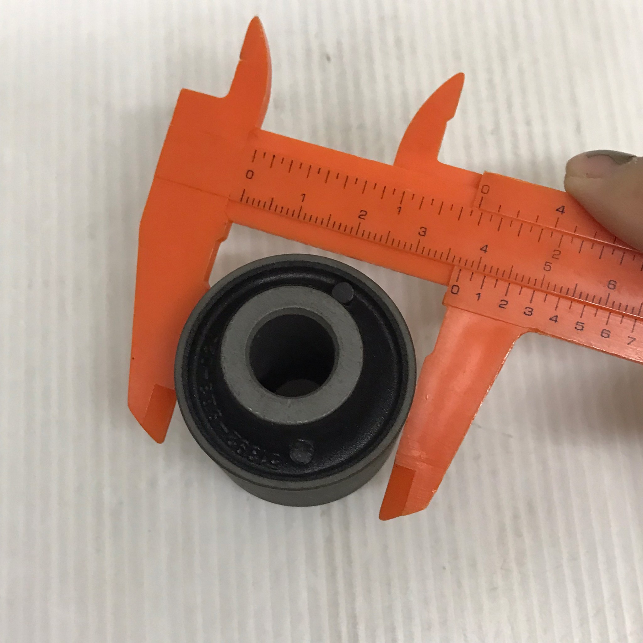 (1ตัว) บู๊ชปีกนก HONDA ตัวล่าง ตัวเล็ก Civic 1992 3D-4D / EG ตัว ล่าง ฮอนด้าซีวิค / LOWER / SMALL ARM BUSHING ยี่ห้อ RBI เบอร์ 51392-SR3-024 / O24292WLS