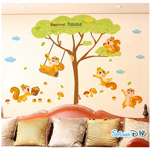 Bigsize Transparent wall sticker สติ๊กเกอร์ติดผนัง Squirrel House (กว้าง155cm.xสูง157cm.)