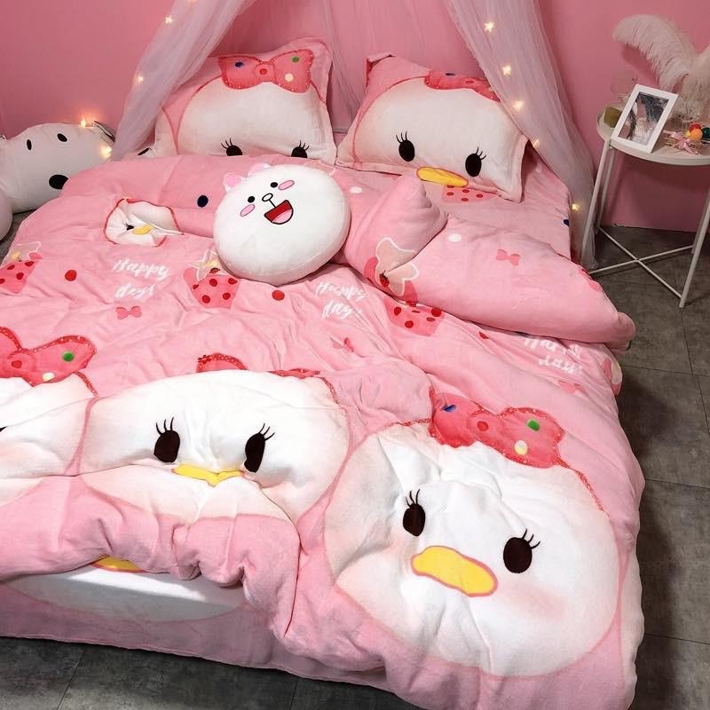 ชุดเครื่องนอน ผ้าปูที่นอน6ฟุต พร้อมผ้านวมขนาด 6ฟุต