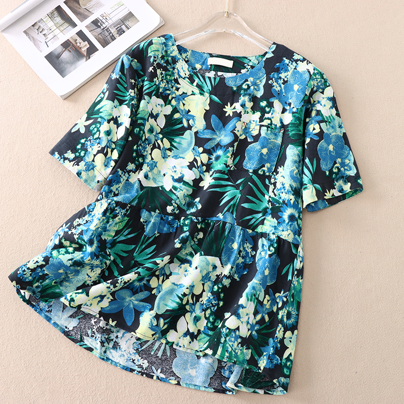 P20911 เสื้อแฟชั่น ผ้าฝ้ายเนื้อดีลายดอกไม้ สีเขียว ต่อช่วงเอวหน้าสั้นหลังยาว