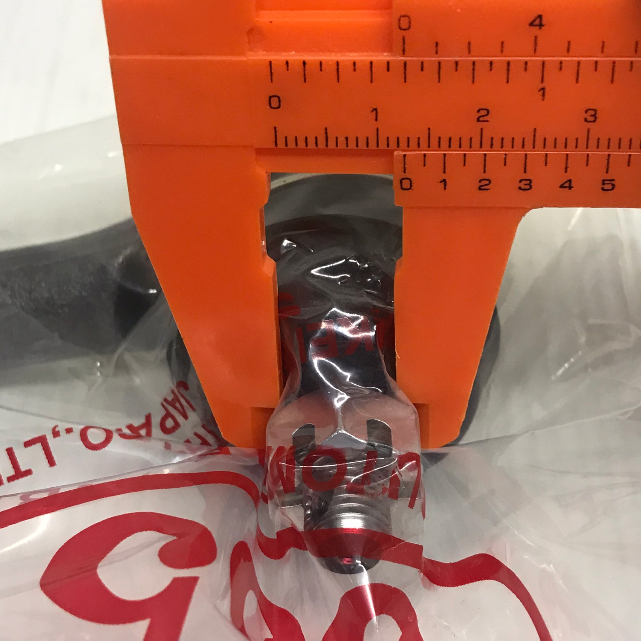 ลูกหมากคันชักสั้น MITSUBISHI E-CAR, ท้ายเบนซ์, LANCER CEDIA, CHAMP II ปี 1986-On มิตซูบิชิ แลนเซอร์ / แชมป์ / เบอร์ SEI-7301 / MB527169E / ยี่ห้อ 555 / Three Five (TIE ROD END) 1 คู่ (INDINESIA)