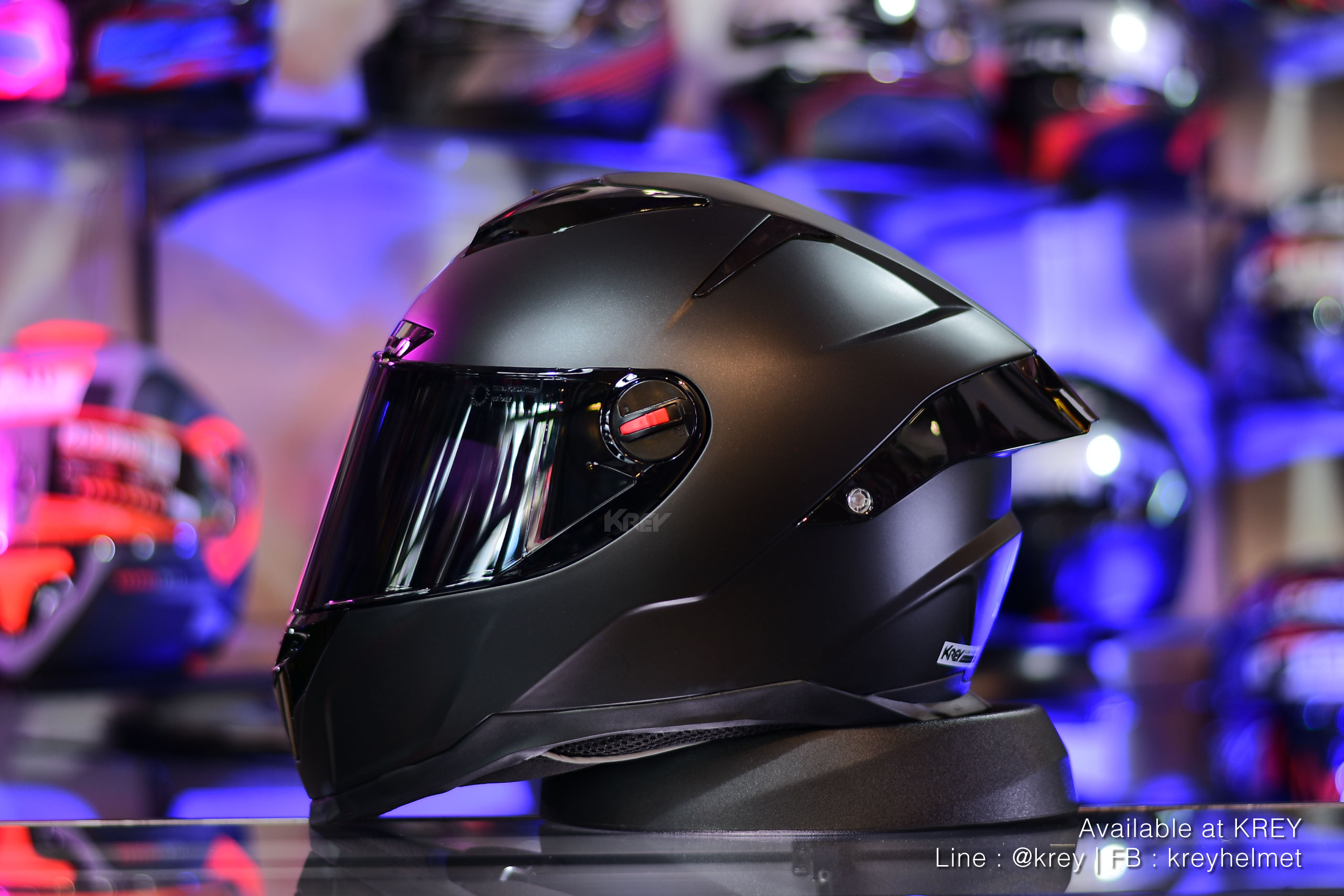 Random model CZR-BT Super Matt Black