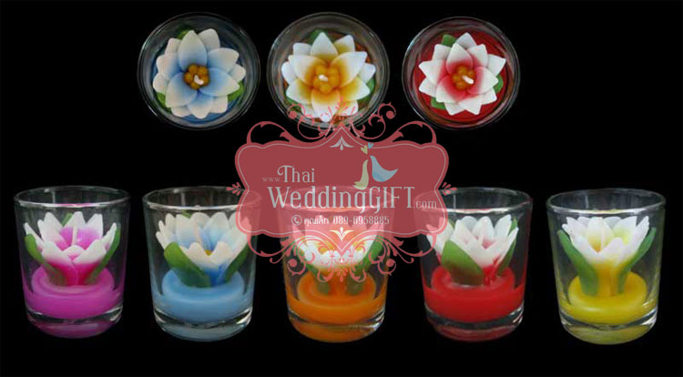 เทียนหอมดอกบัวบรรจุในแก้วใส แพ็คถุงแก้ว ผูกเชือกพร้อมใบไม้