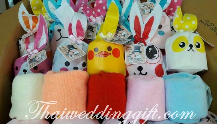 ผ้าขนหนูนาโน คละสี แพ็คถุงผ้าผูกหูกระต่ายลายน่ารัก