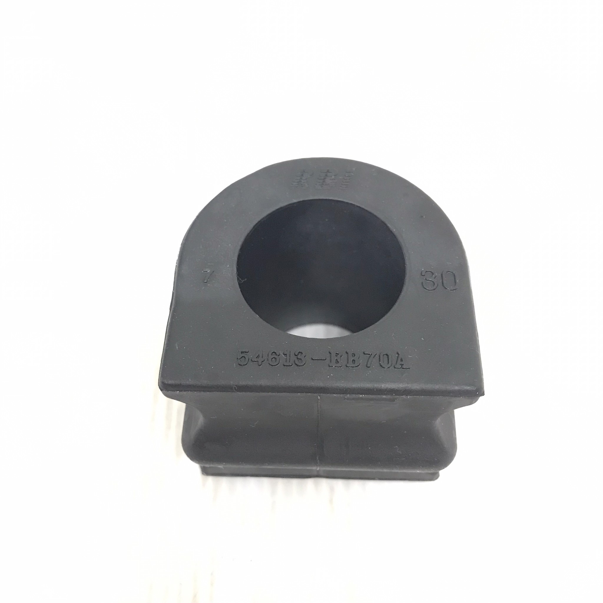 ลูกยางกันโคลง ตัวหน้า NISSAN NAVARA D40T นิสสัน นาวาร่า / รูใน 29 มิล / เบอร์ 54613-EB70B / N21NR21F / RBI stabilizer shaft rubber (1 ตัว)