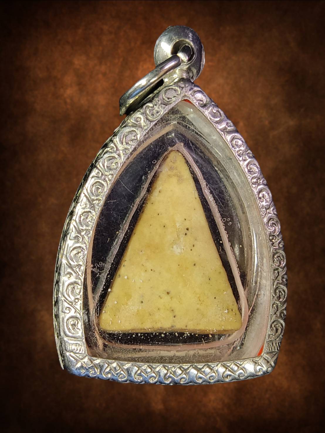 พระสมเด็จ สามเหลี่ยม พระครูมูล วัดสุทัศน์ กทม. พิมพ์มีหน้าตา ปี 2495