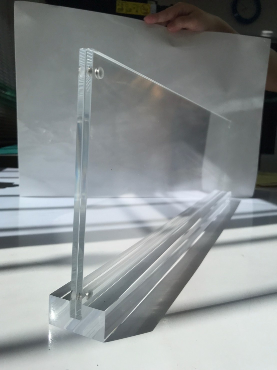 DISPLAY026